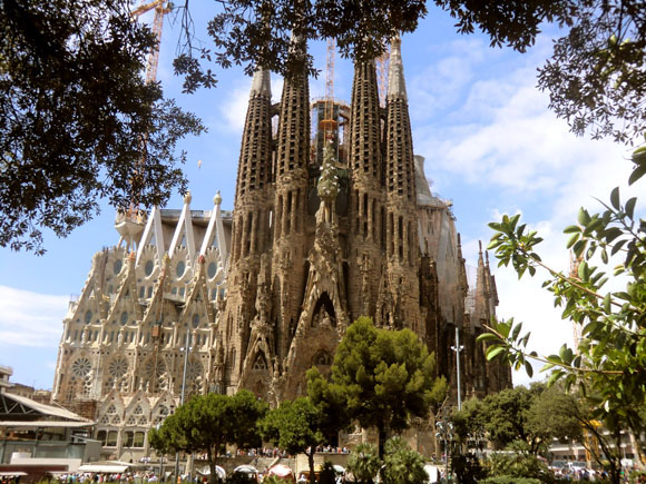 La Sagrada Familia concluye su CPD de la mano de Schneider Electric