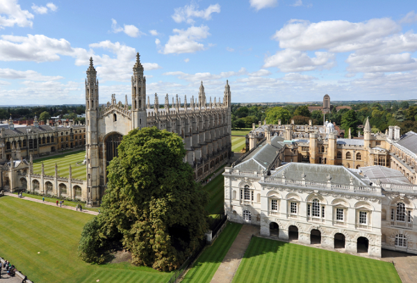 La Universidad de Cambridge controla sus CPD remotamente
