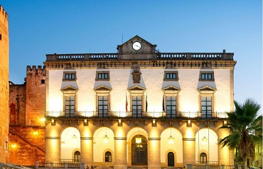 Cáceres refuerza su administración electrónica con T-Systems