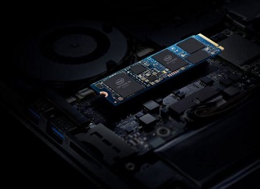Las tecnologías Intel Optane e Intel QLC NAND se combinan en una única unidad