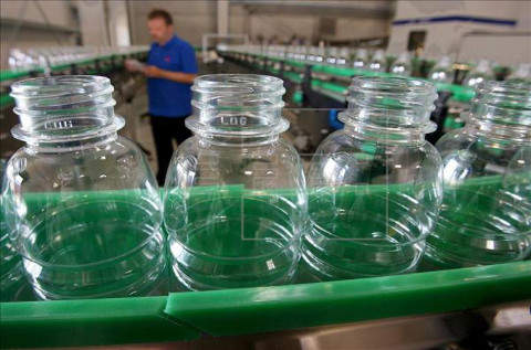 Fujitsu contribuye a resolver el problema de los residuos plásticos en los océanos