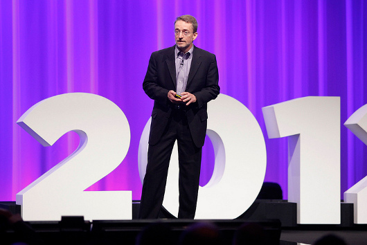 VMware factura un 13% más durante el primer trimestre de su año fiscal