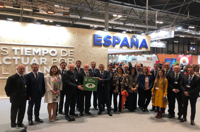 Los bancos españoles acuerdan reducir la huella de carbono
