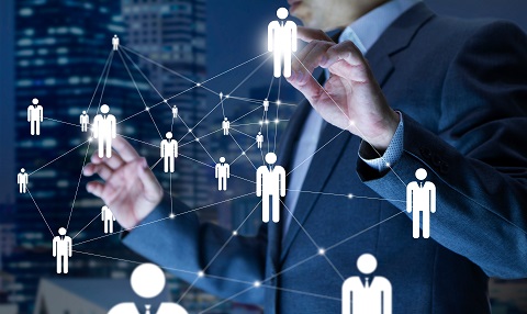 Analista IT y desarrollador backend, puestos TIC con más vacantes